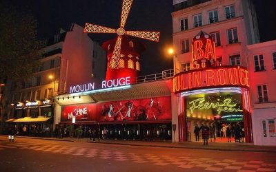 Spend A Night At Moulin Rouge